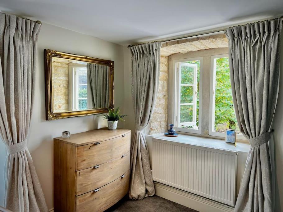 Period Apartment, Great Views, In Heart Of Town. Bradford-On-Avon Exteriör bild