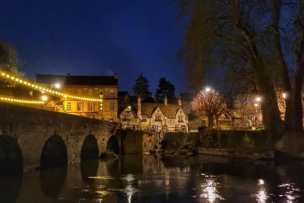 Period Apartment, Great Views, In Heart Of Town. Bradford-On-Avon Exteriör bild